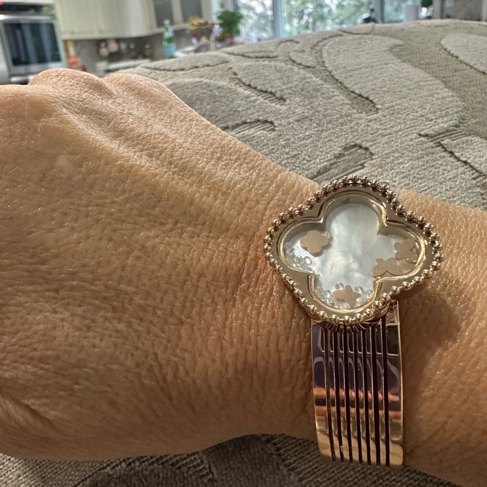 Elegant Gold and Silver Women's Bracelet